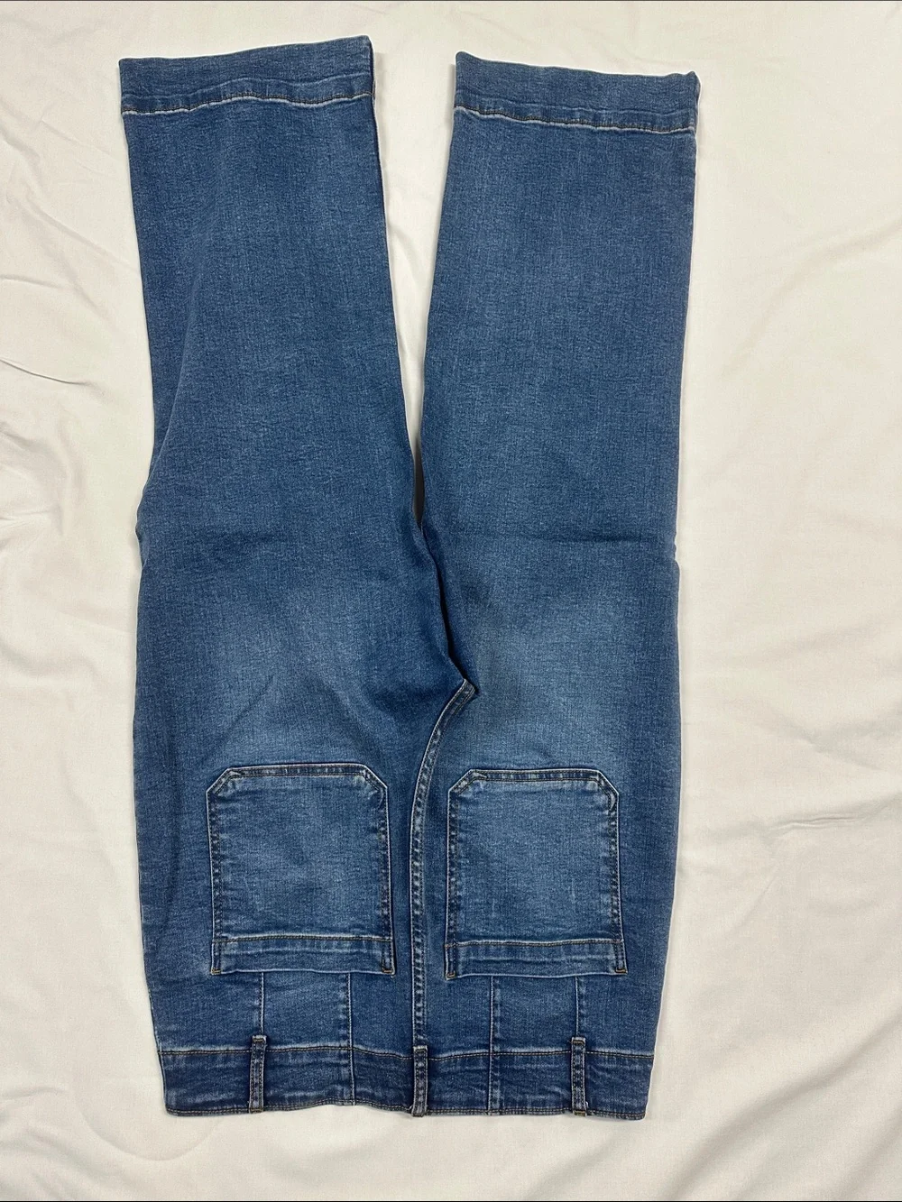 Classic Wide-Leg Blue Women’s Jeans - Picture 7 of 7